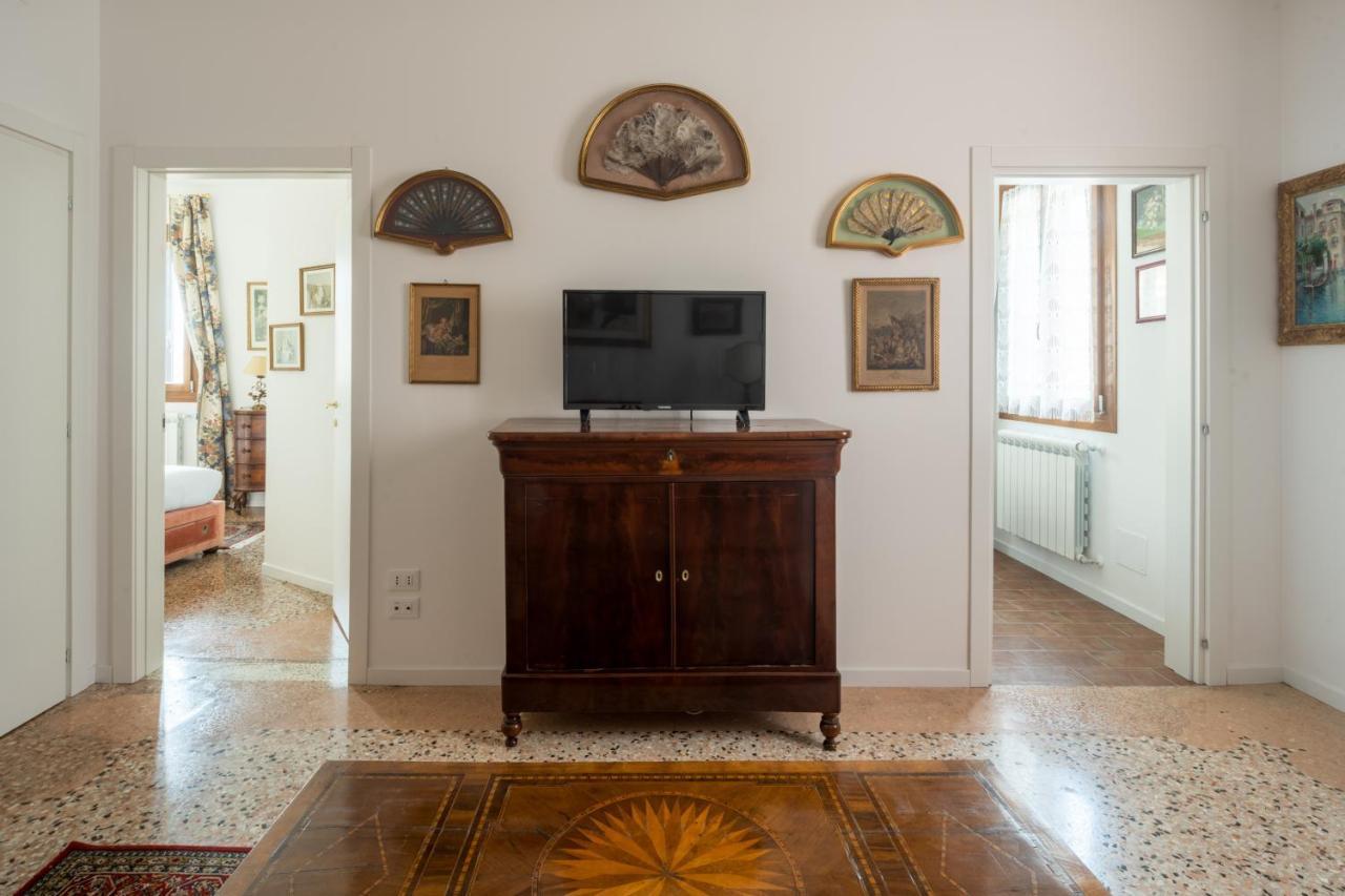 Tiepolo In The Biennale District R&r Apartment Venedig